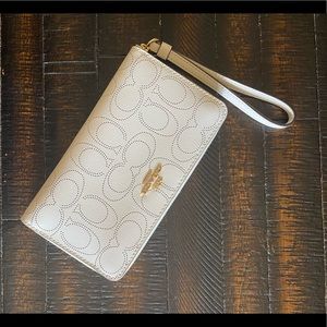 Coach Large Phone Wallet /Wristlet